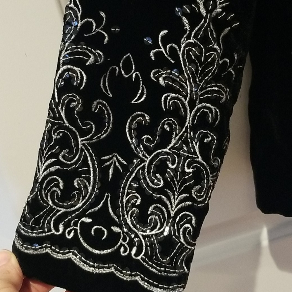 NWT Velvet Embroidered Jacket - Picture 2 of 6